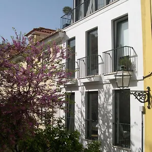 Orange 3 House - Chiado Studios Lisboa