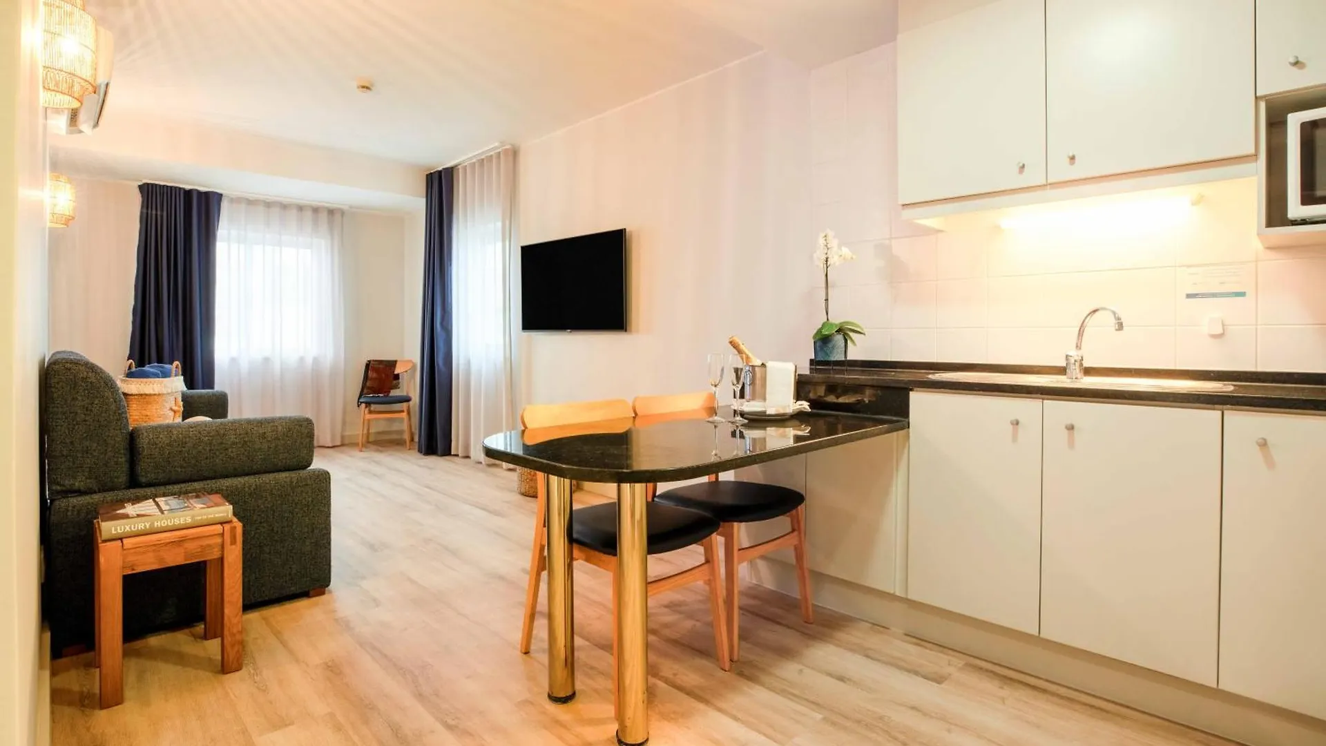 Aparthotel Aqualuz Lagos By The Editory