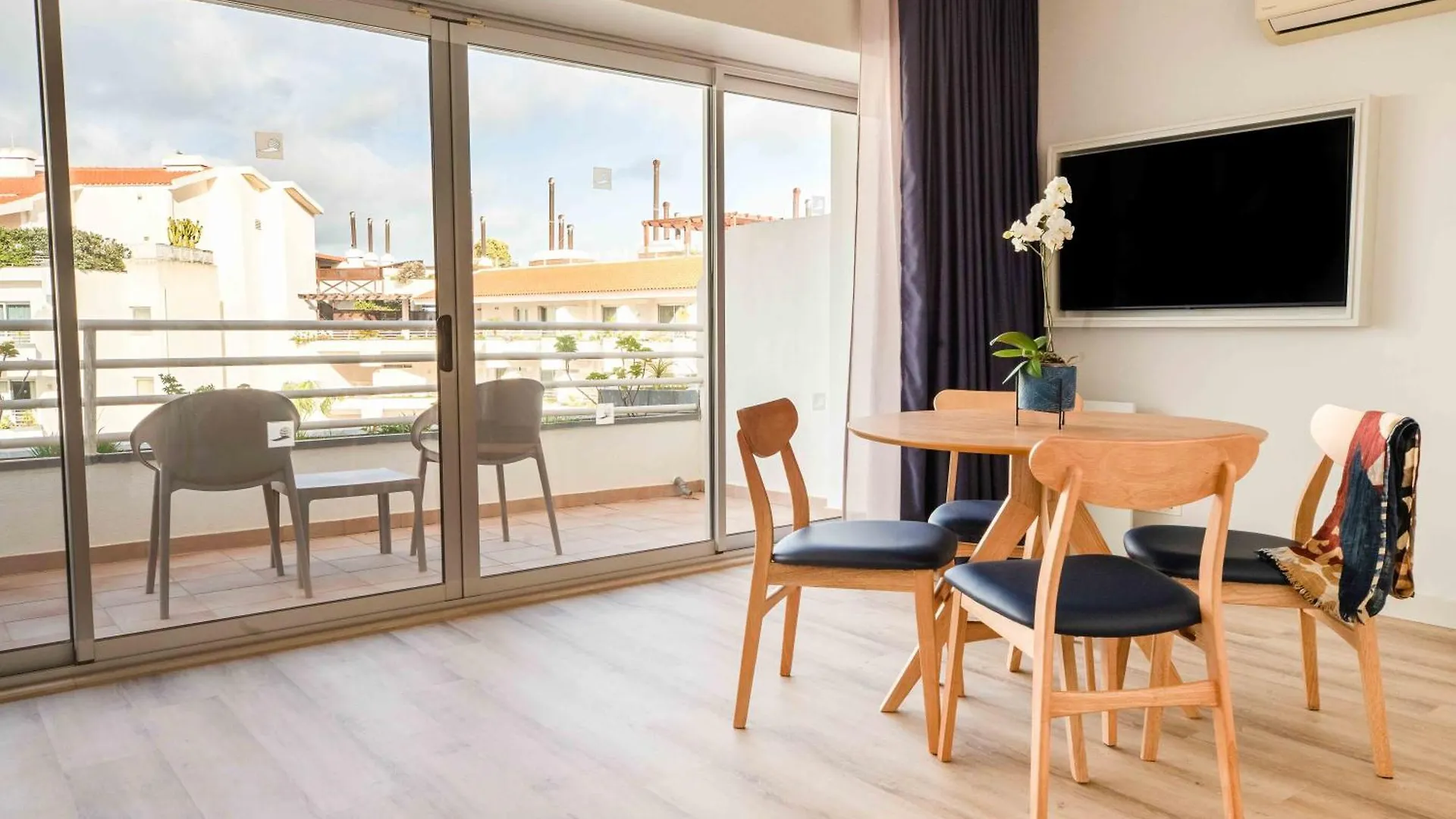 Aqualuz Lagos By The Editory Aparthotel
